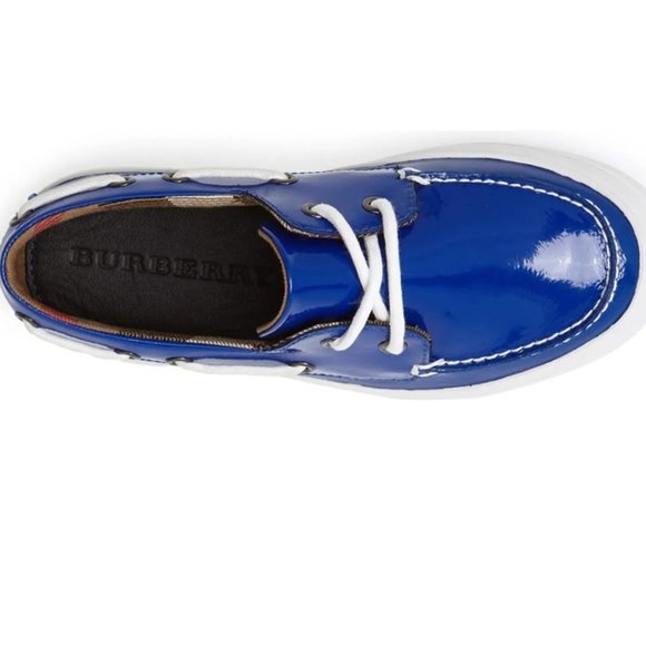 BURBERRY REESE PATENT LEATHER BOAT KIDS SHOES 11.5 - Picture 2 of 3